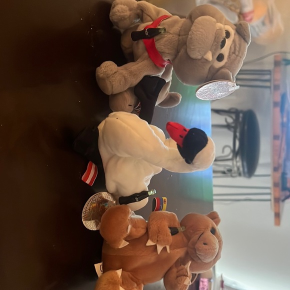 Coca Cola Other - Set of 3 international coca-cola beanies.